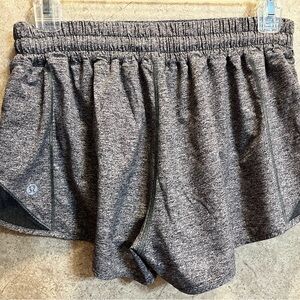 Lululemon Hotty Hot heathered black/grey Shorts